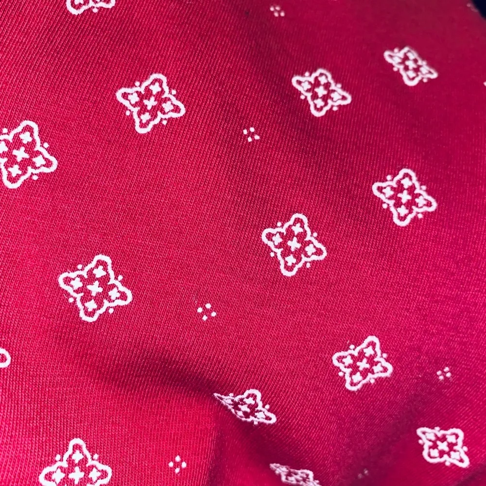 PRESWICK & MOORE VNECK TOP.  NEW - Picture 4 of 4